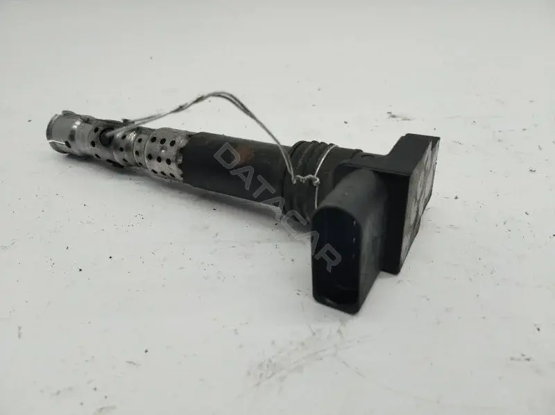 Катушка зажигания 03D905115E