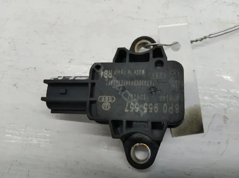 Датчик удара 8P0955557