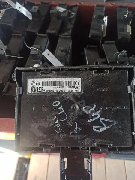 Блок управления BCM 8200652286
