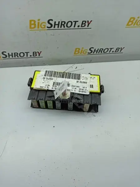 Блок предохранителей 10107667