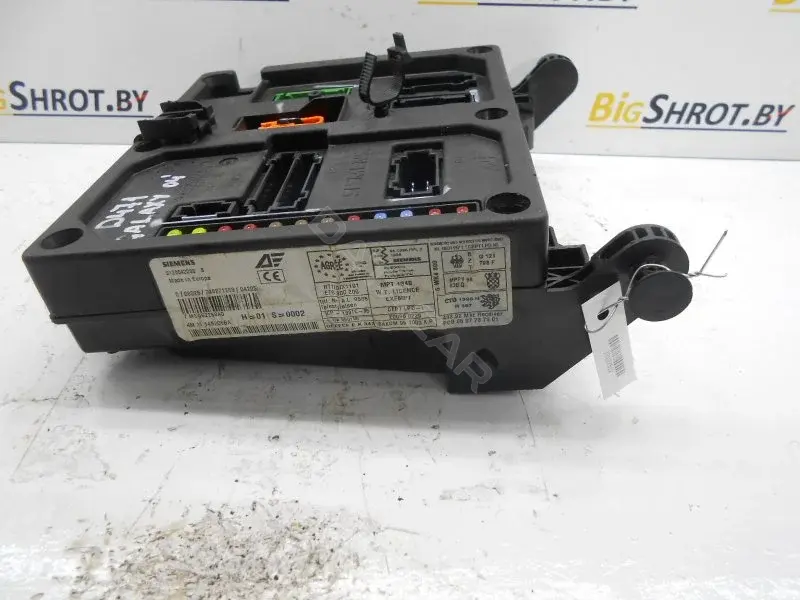 Блок предохранителей 7M3962258AG