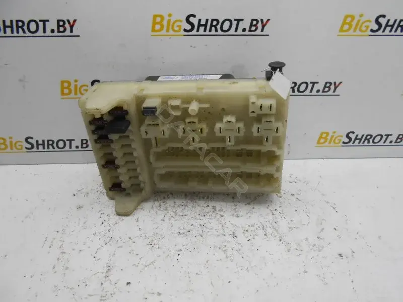 Блок предохранителей 93BG14K150AD