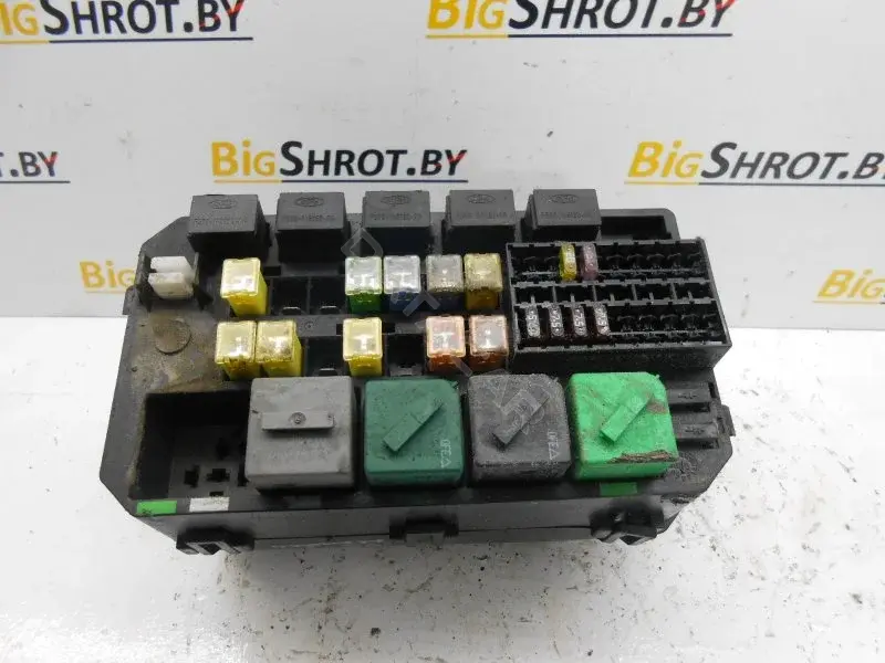 Блок предохранителей XS2114AO73AA