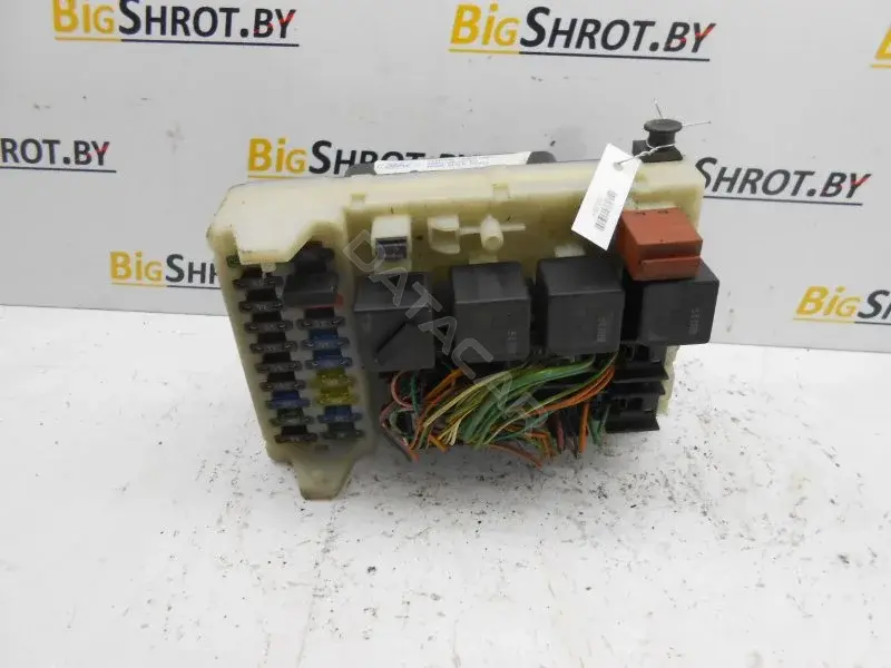 Блок предохранителей 93BG14K150AD