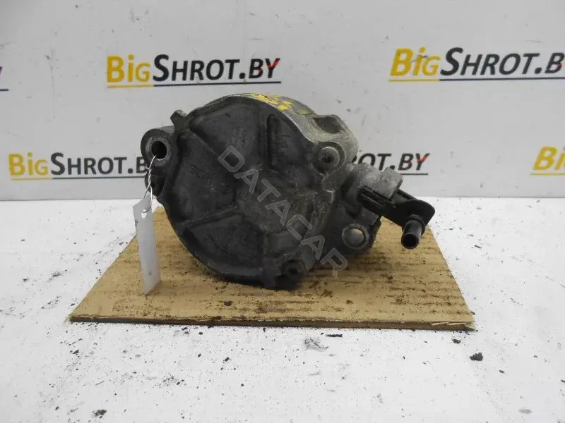 Вакуумный насос D1562A1504T