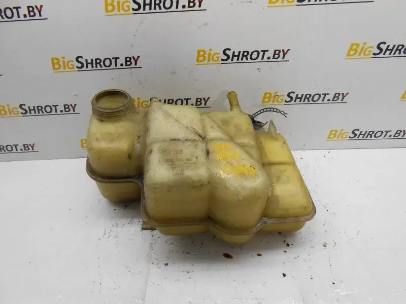 Расширительный бачок 90352146