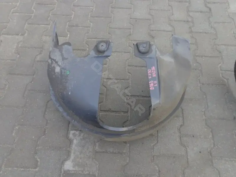 Подкрылок 10104296