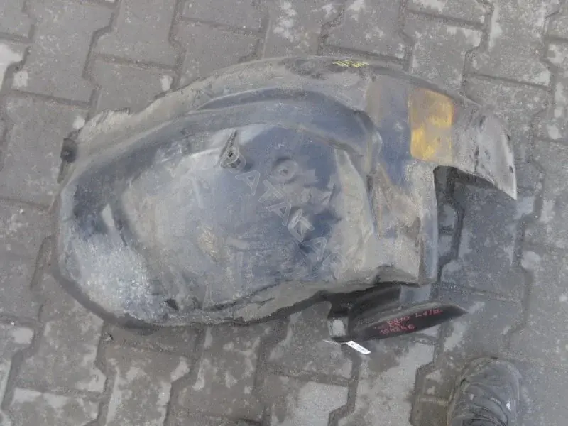 Подкрылок 10104246
