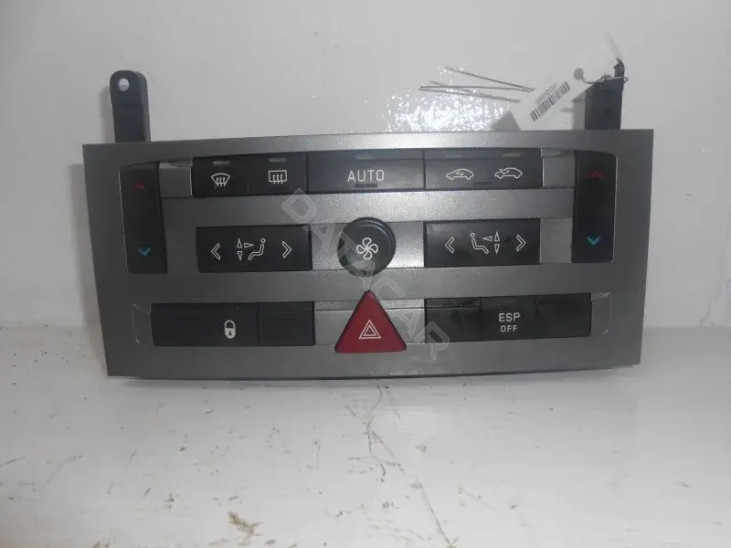 Блок управления климат-контролем 96573322XF02