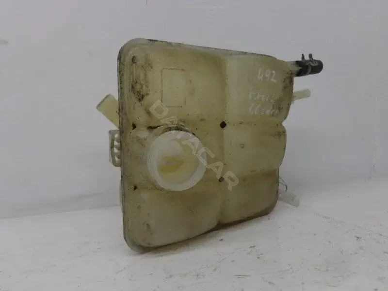 Расширительный бачок 10101133