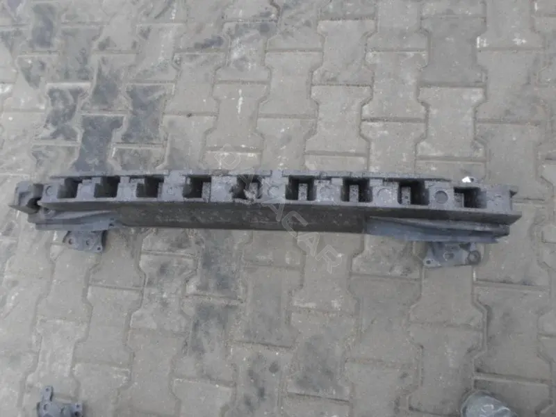 Усилитель бампера 10095894