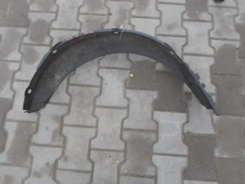 Подкрылок 10094142