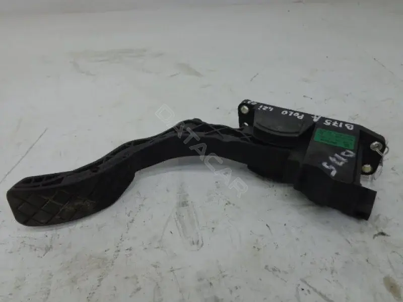 Педаль газа 6Q2721503G