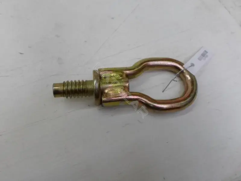 Крюк буксировочный 1674282