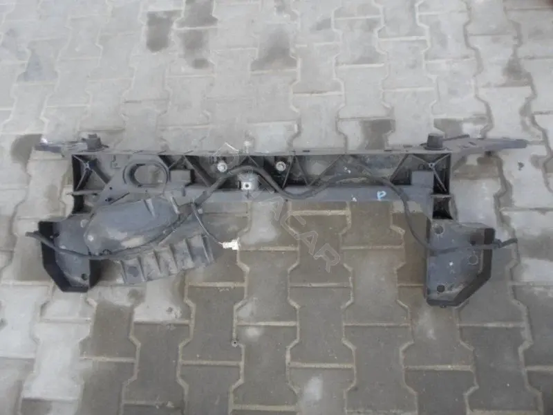 Рамка капота 10078688