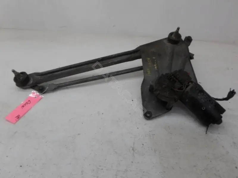 Трапеция стеклоочистителя 82AG-17K484-AA