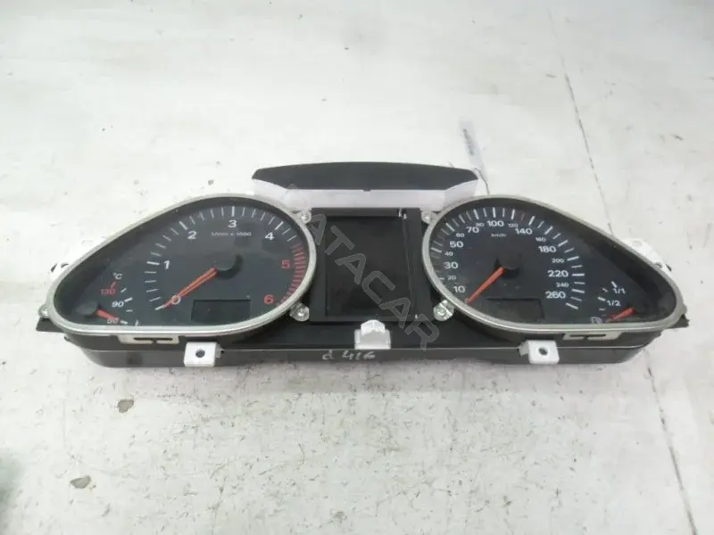 Панель приборов 4FO920900N