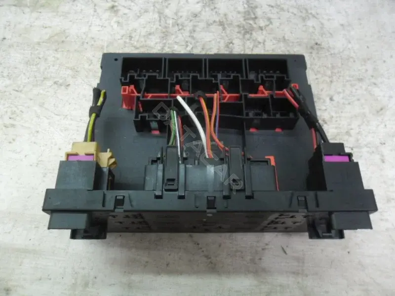 Блок управления BCM 3СО937049D