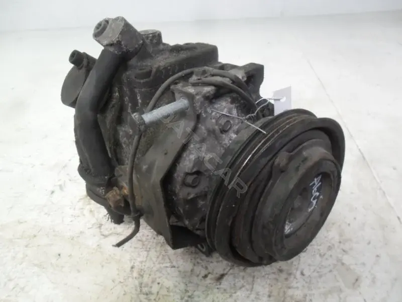 Компрессор кондиционера 8D0260808