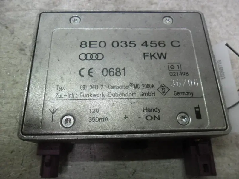 Магнитола 8EO035456C