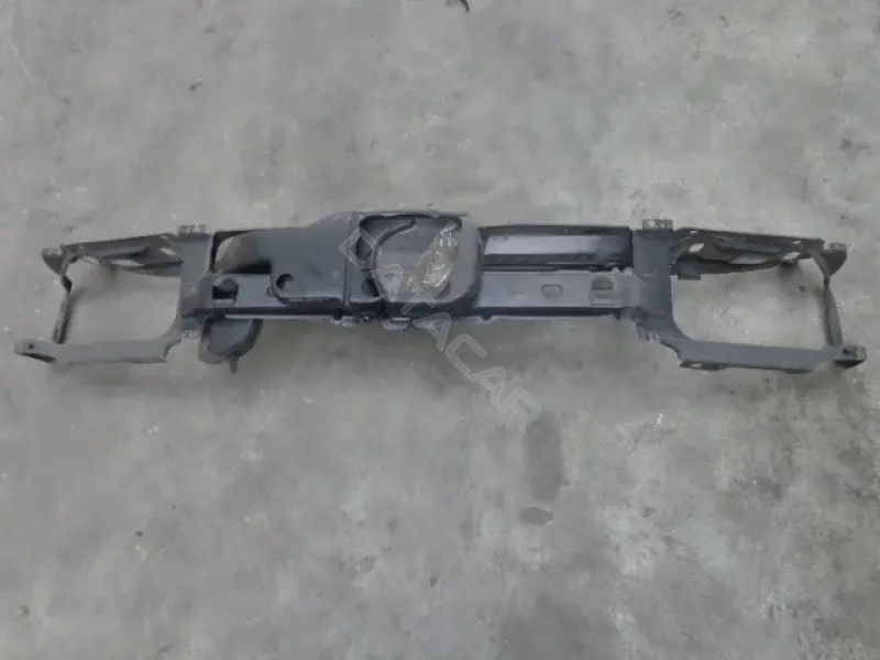 Рамка капота 10068708