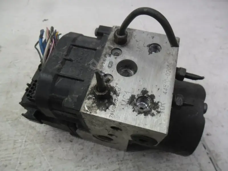 Блок управления АБС 44510-02050