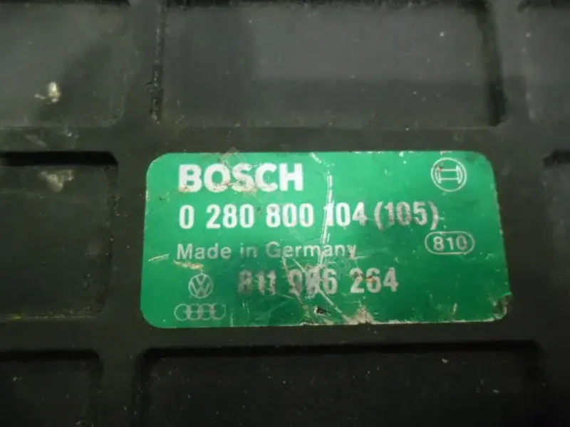 Блок управления двигателем 10057849