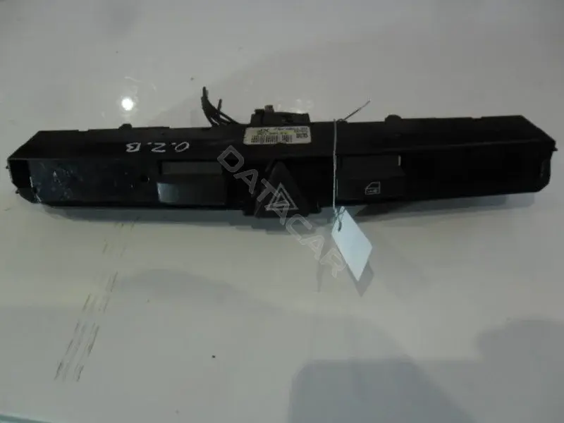 Кнопка аварийки 10056286