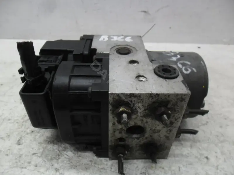 Блок управления АБС MR475697