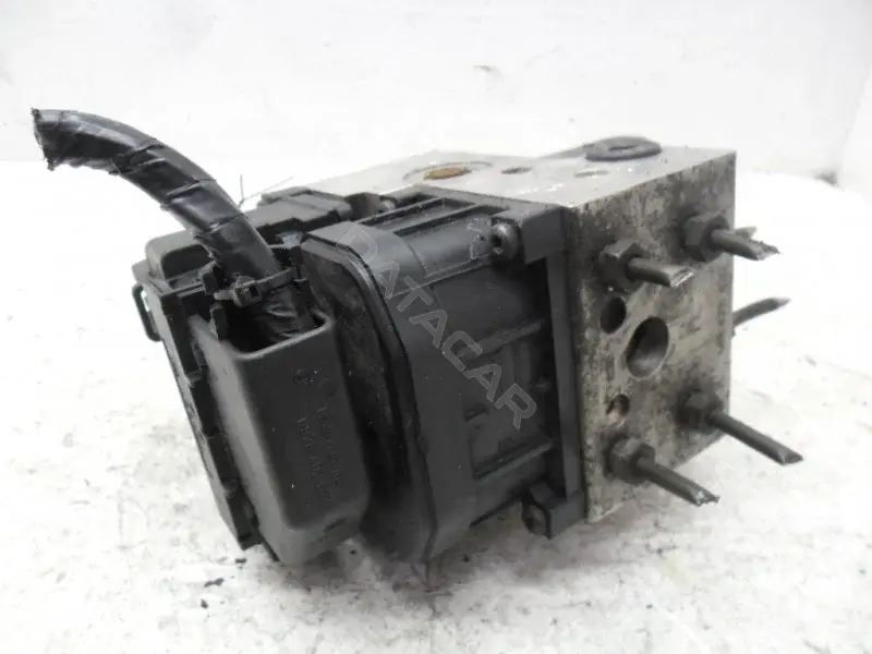 Блок управления АБС MR475697