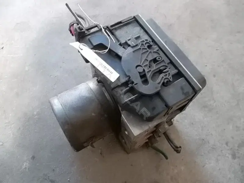 Блок управления АБС 8200344607