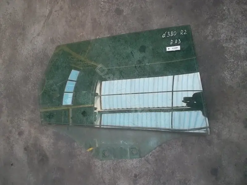 Стекло двери 10045655