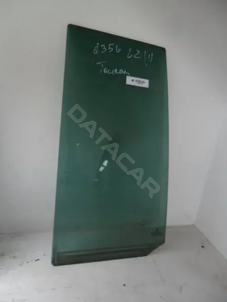 Форточка задняя левая 10025534