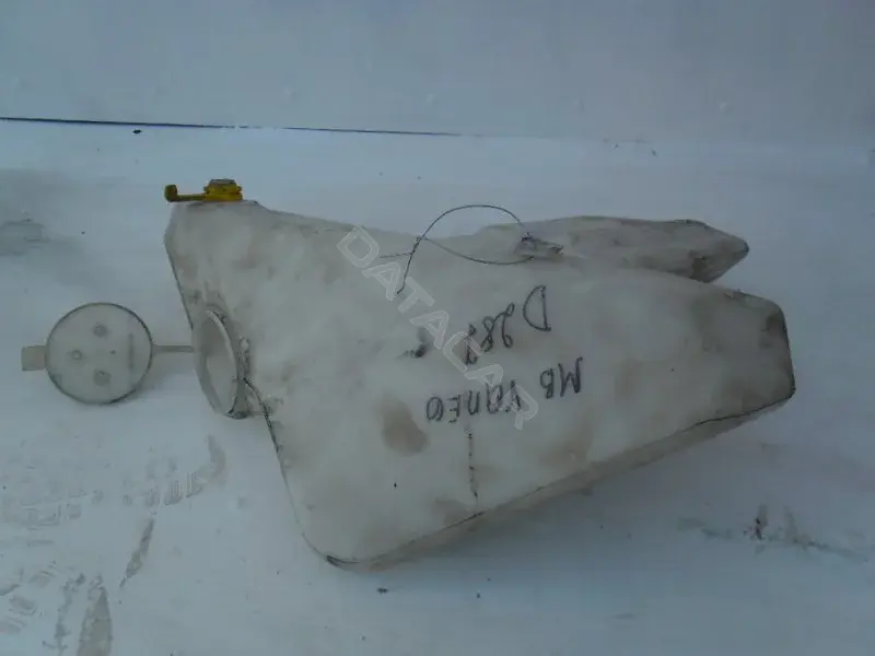 Бачок омывателя 10022245