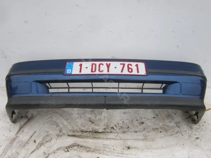 Передний бампер 10005880