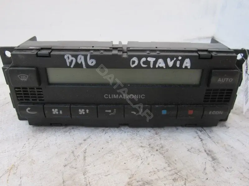 Блок управления климат-контролем 10000400