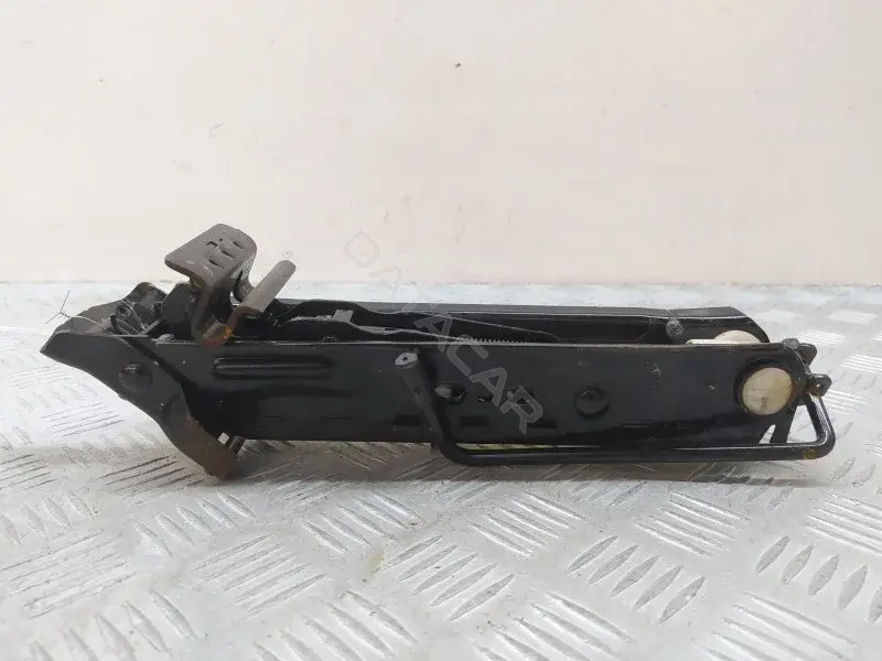 Домкраты 2S6117080AC