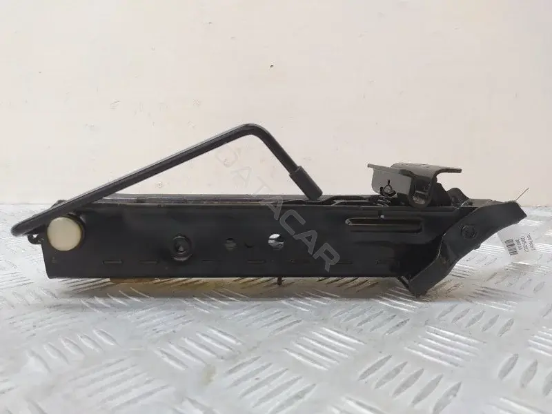 Домкраты 2S6117080AC