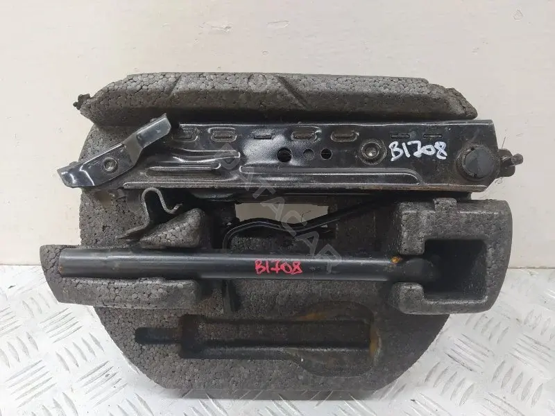 Домкраты 8V2117080AD