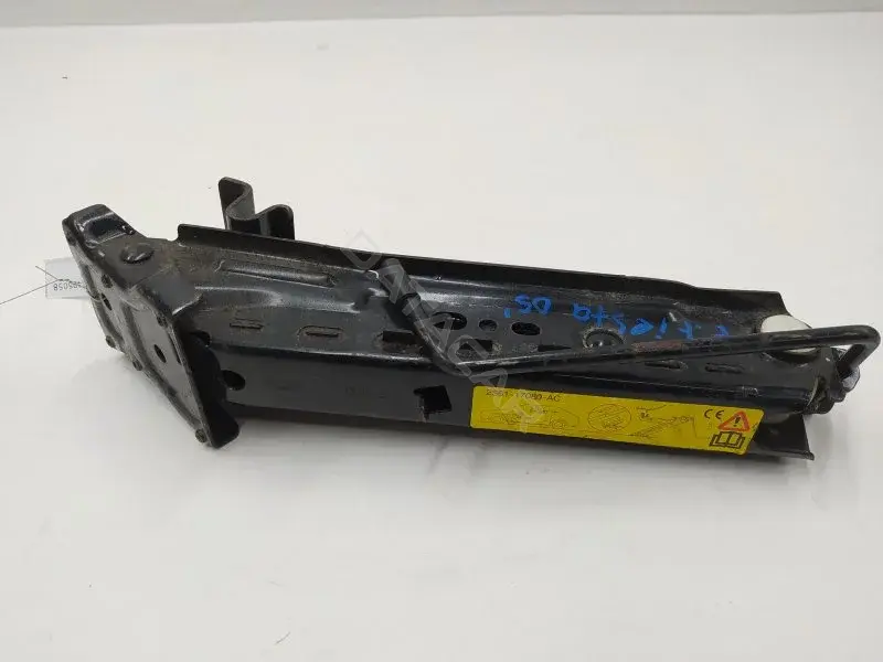 Домкраты 2S6117080AC
