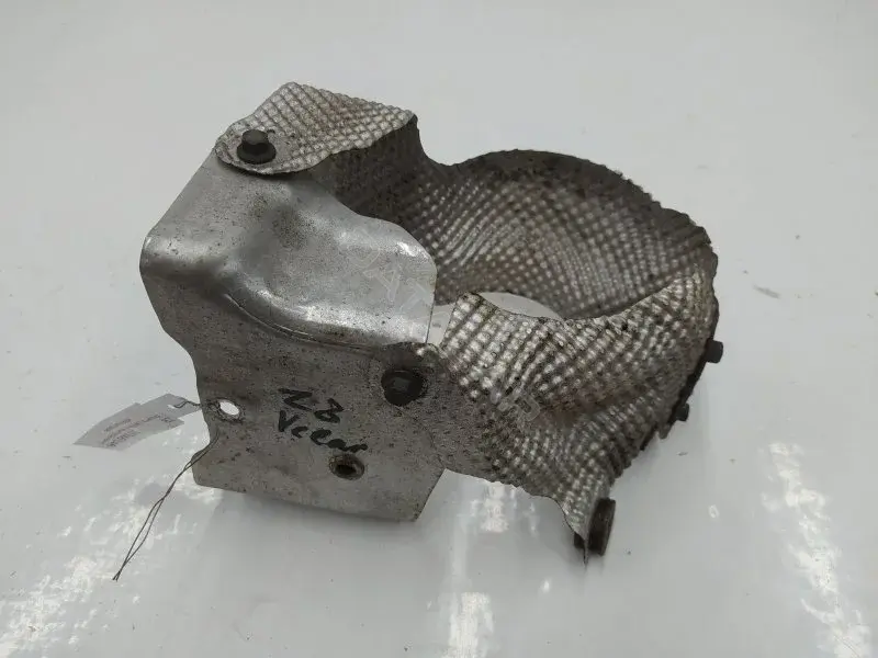 Тепловой экран глушителя H4P36K738KA
