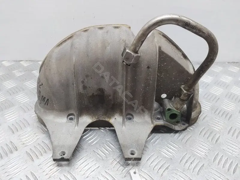 Тепловой экран глушителя 06A133228B