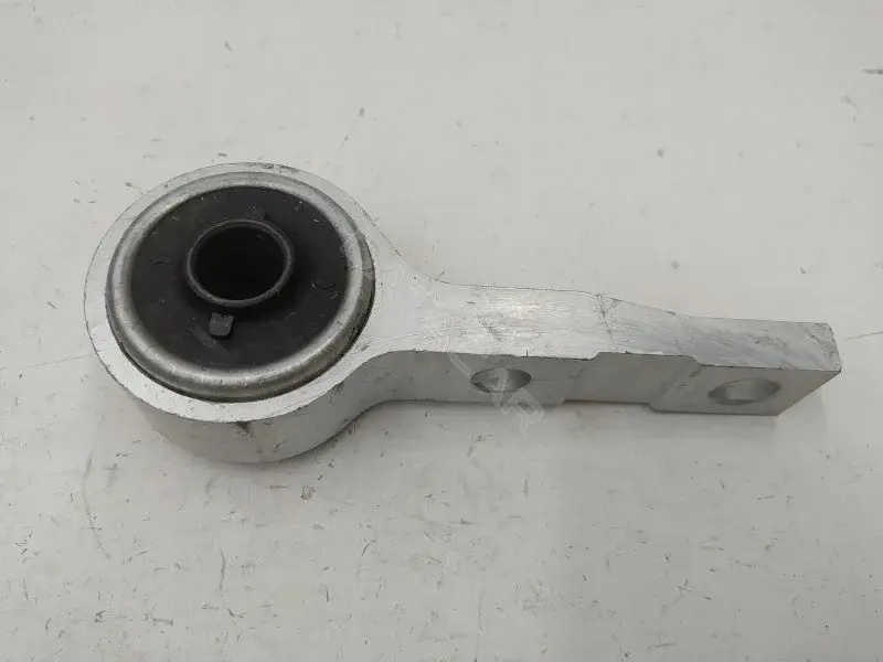 Сайлентблок рычага NISB2800