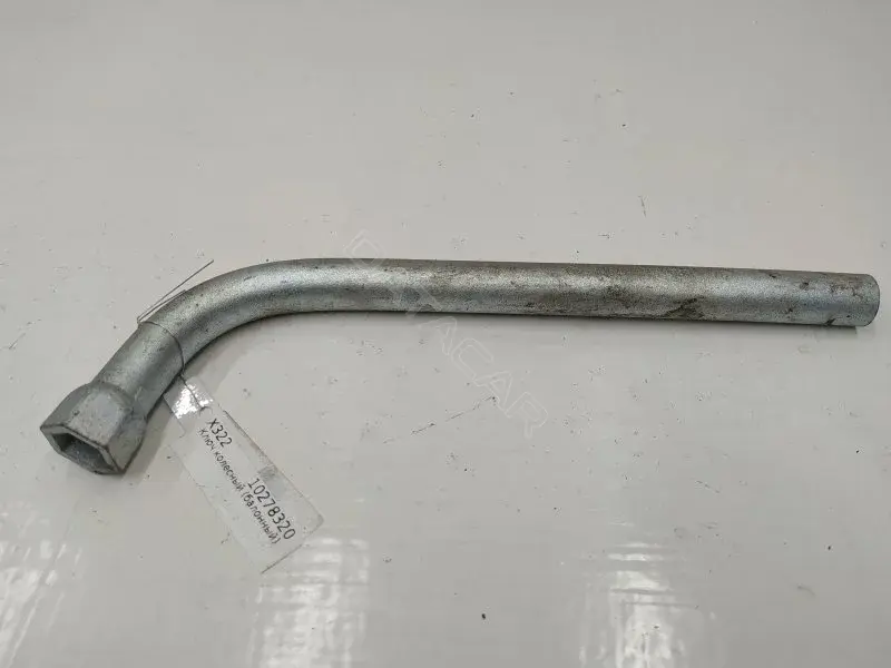 Ключ колесный (балонный) A16414533431