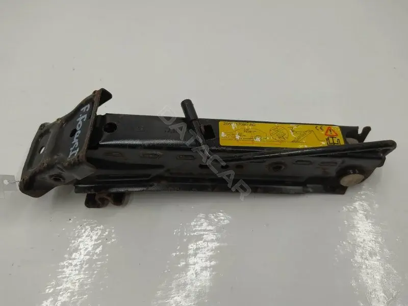 Домкраты 2S6117080AC