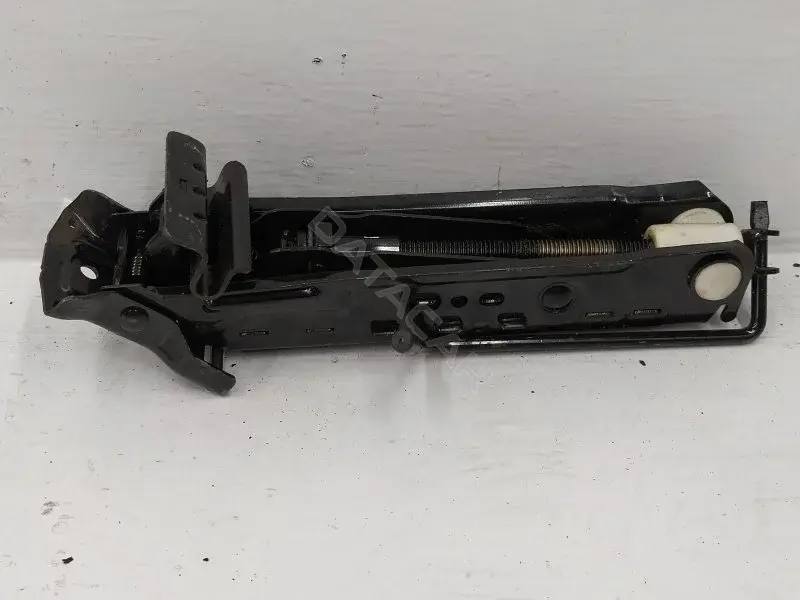 Домкраты 2S6117080AC