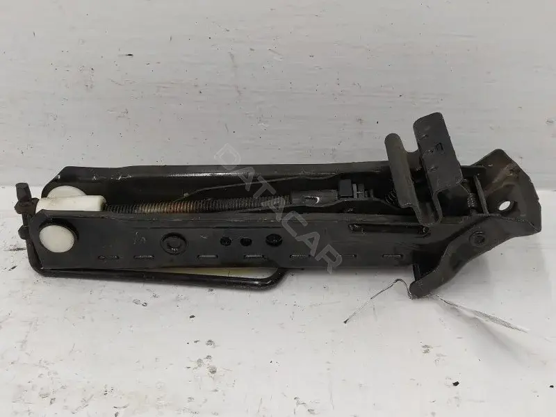 Домкраты 2S6117080AC