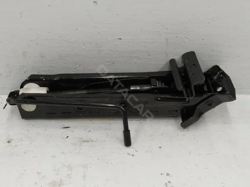 Домкраты 2S6117080AC