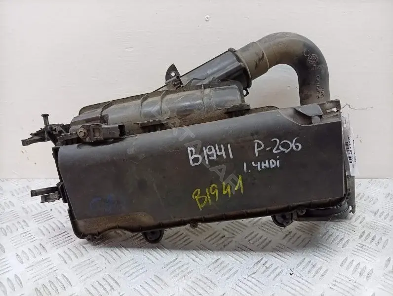 Корпус воздушного фильтра 9652987380