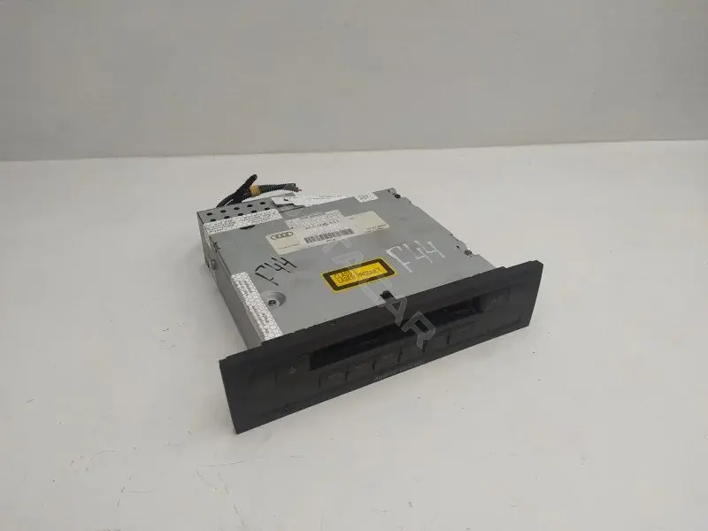 CD-чейнджер 4L0035111